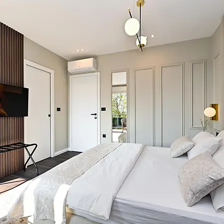 Mare Nostrum & Апартаменты