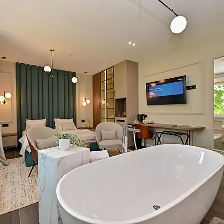 Mare Nostrum & 扎达尔