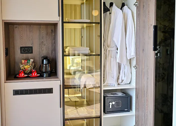 Mare Nostrum & Apartman